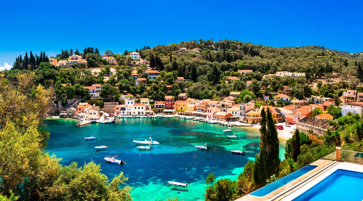 Unforgettable Day Trips from Parga: The Island of Paxos